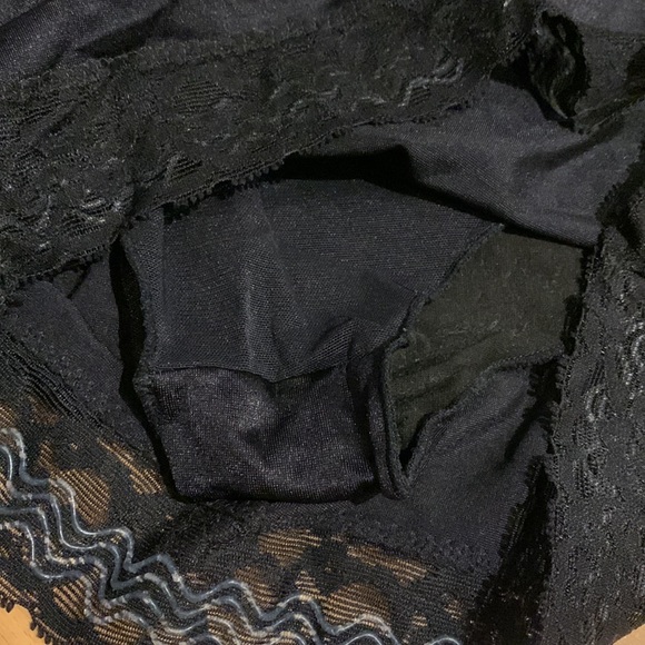 VEUC Vintage Black Shape wear Slip - size S - Picture 5 of 12